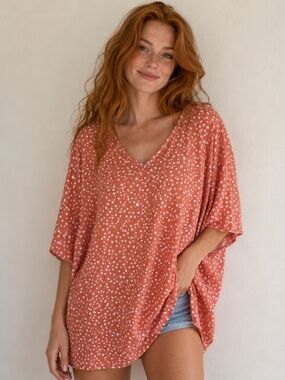 T61 Twenty Ten Oversized Caftan Style Top Flowy V-Neck Relaxed Wide Cut Sleeves